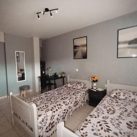 Semi-Basement 50Sqm Apartment Near Kos Citycenter 외부 사진